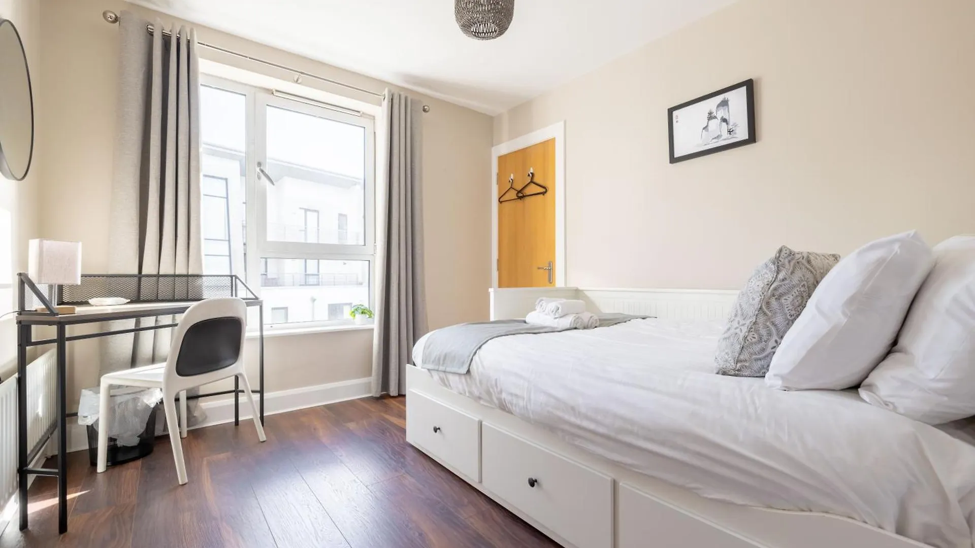 Διαμέρισμα Belfast Quarters- Whitehall Sq