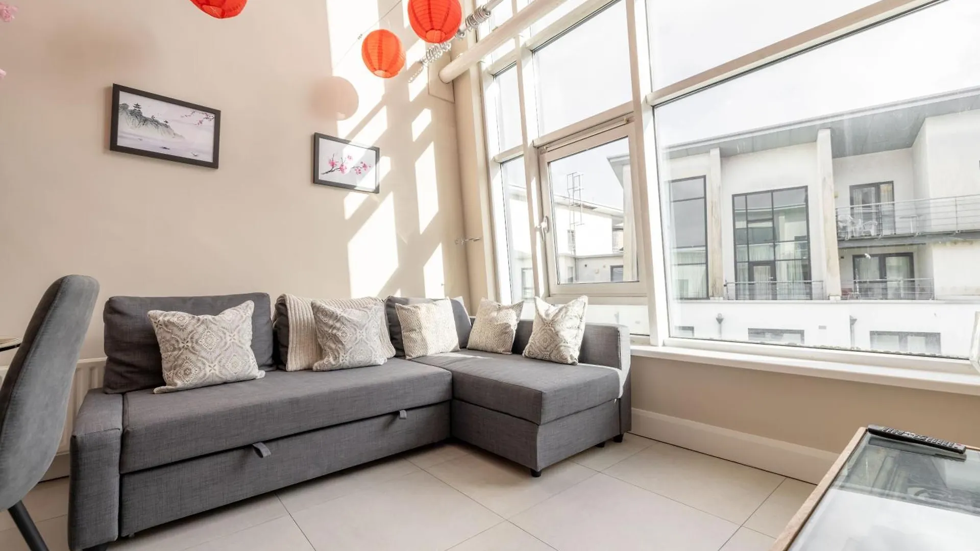 Belfast Quarters- Whitehall Sq 0*,  United Kingdom